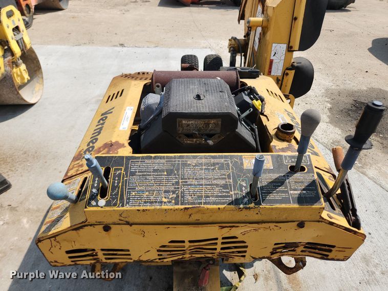 image for item LX9637 2002 Vermeer V2050  root cutter