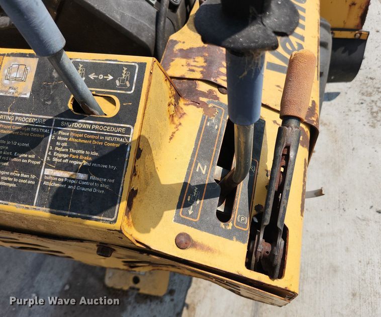 image for item LX9637 2002 Vermeer V2050  root cutter