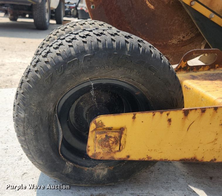 image for item LX9637 2002 Vermeer V2050  root cutter