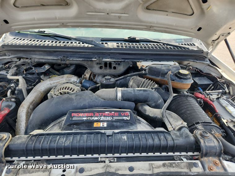 image for item LX9640 2005 Ford F250 Super Duty XL  pickup truck