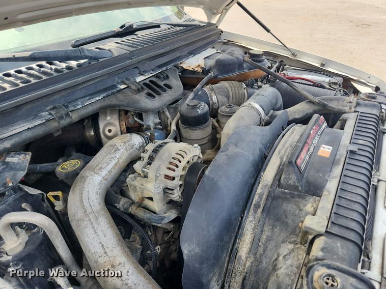 image for item LX9640 2005 Ford F250 Super Duty XL  pickup truck