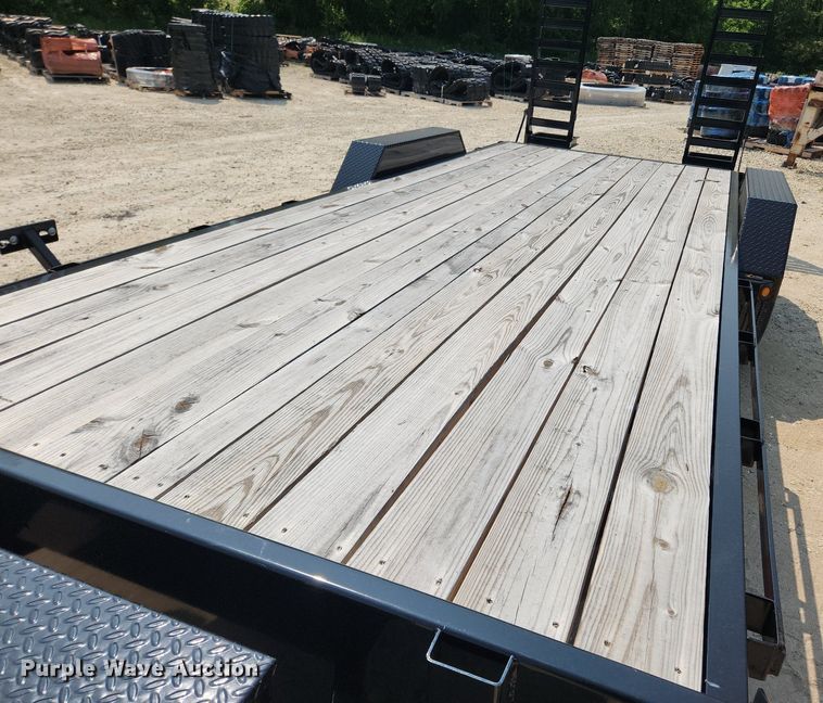 image for item LX9669 2022 Liberty LE14K83X20C8  equipment trailer