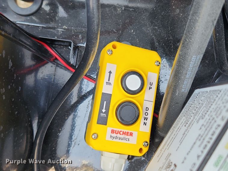 image for item LX9670 2022 Liberty LD14K83X14B8  dump trailer