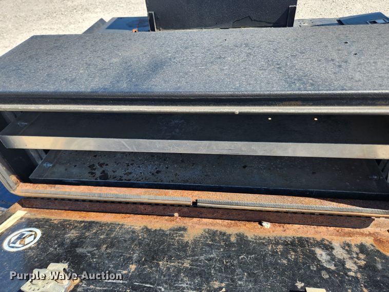 image for item LX9674 CM  utility bed