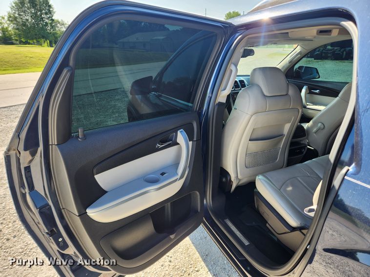 image for item LX9675 2007 GMC Acadia SLT  SUV