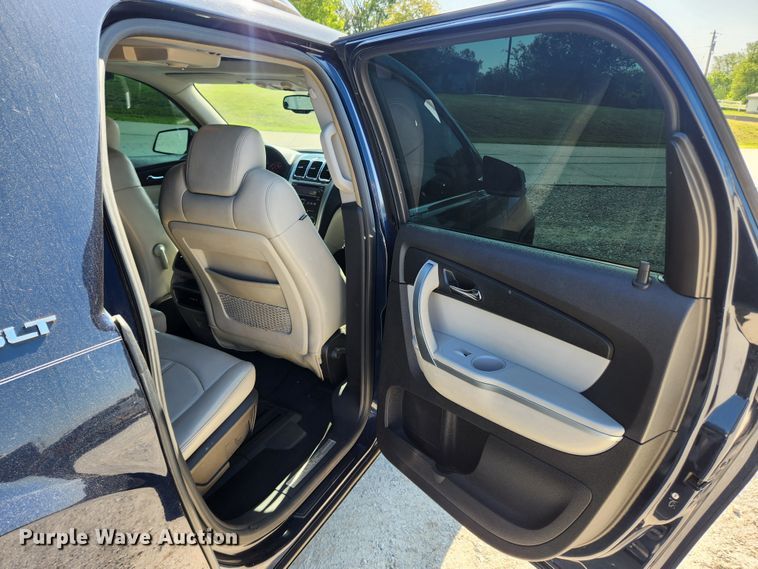 image for item LX9675 2007 GMC Acadia SLT  SUV