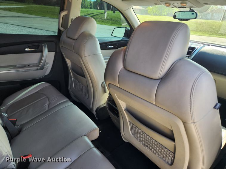 image for item LX9675 2007 GMC Acadia SLT  SUV