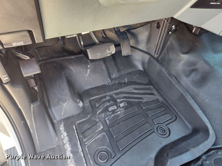 image for item LX9676 2012 Ford F450 Super Duty XL  utility / service truck