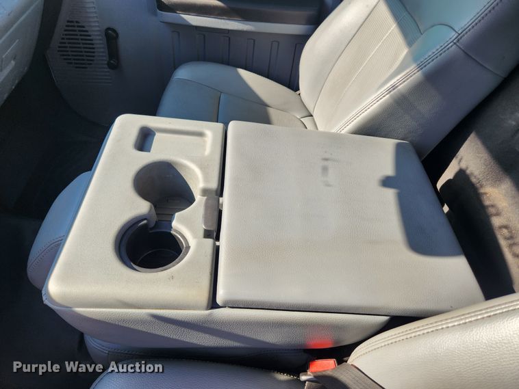 image for item LX9676 2012 Ford F450 Super Duty XL  utility / service truck