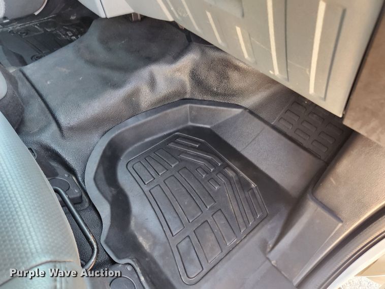 image for item LX9676 2012 Ford F450 Super Duty XL  utility / service truck