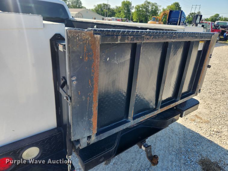 image for item LX9676 2012 Ford F450 Super Duty XL  utility / service truck