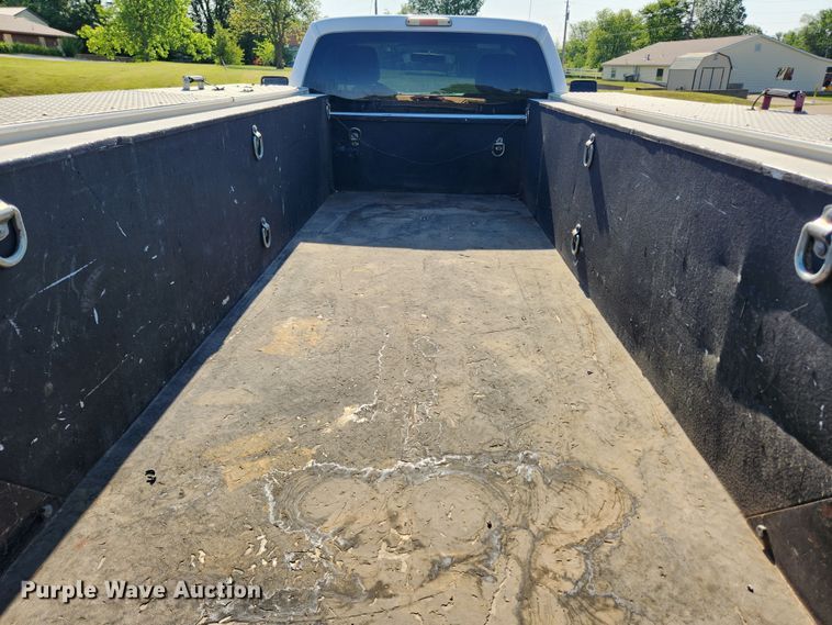 image for item LX9676 2012 Ford F450 Super Duty XL  utility / service truck