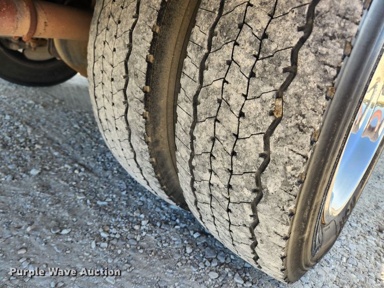 image for item LX9676 2012 Ford F450 Super Duty XL  utility / service truck