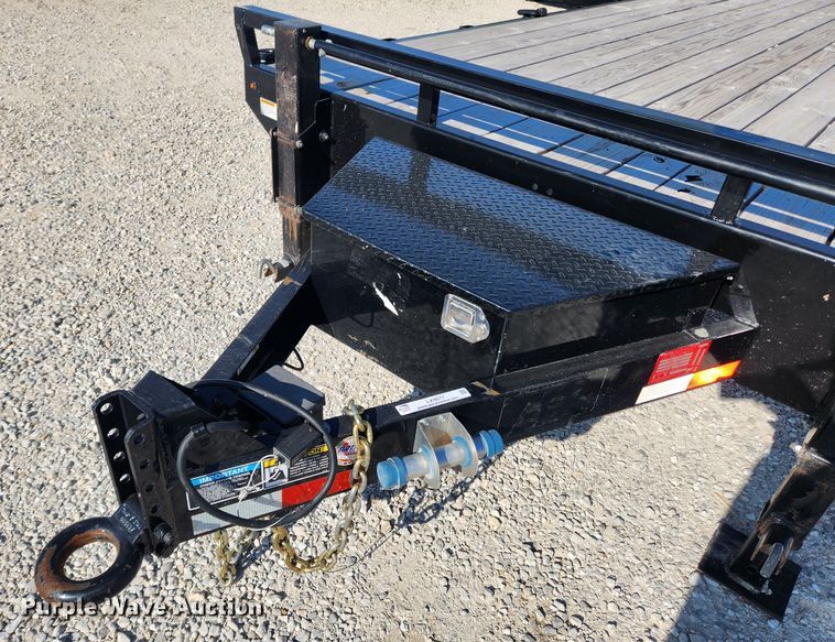 image for item LX9677 2020 H&H H10220HDL-140  equipment trailer