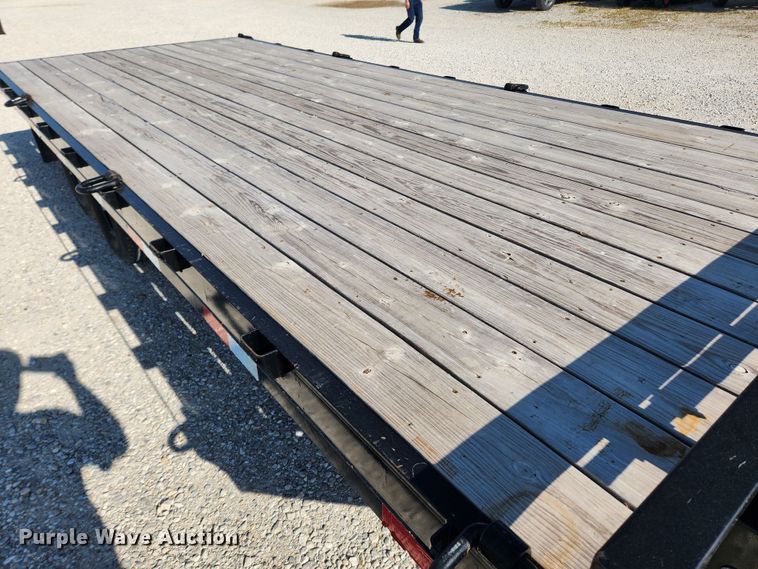 image for item LX9677 2020 H&H H10220HDL-140  equipment trailer