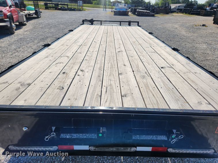 image for item LX9677 2020 H&H H10220HDL-140  equipment trailer