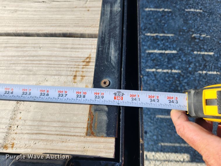 image for item LX9677 2020 H&H H10220HDL-140  equipment trailer