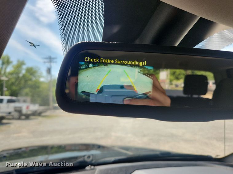 image for item LX9682 2016 Dodge Ram 1500  Crew Cab pickup truck