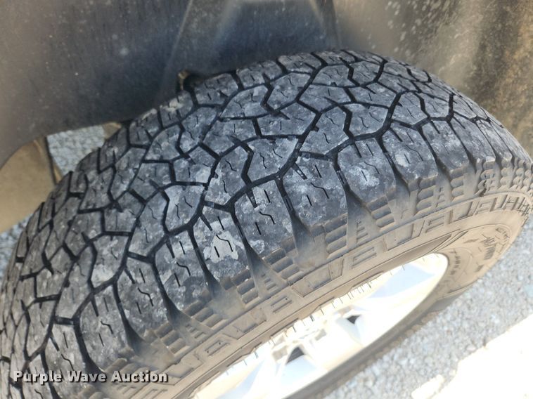 image for item LX9682 2016 Dodge Ram 1500  Crew Cab pickup truck