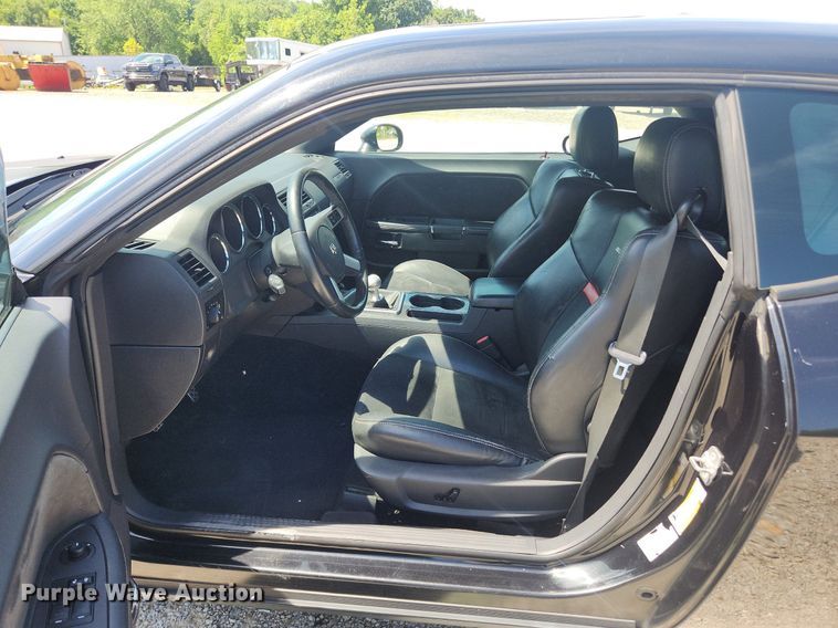 image for item LX9684 2009 Dodge Challenger SRT8