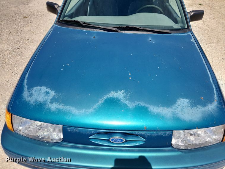 image for item LX9685 1996 Ford Escort LX