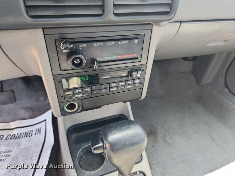 image for item LX9685 1996 Ford Escort LX