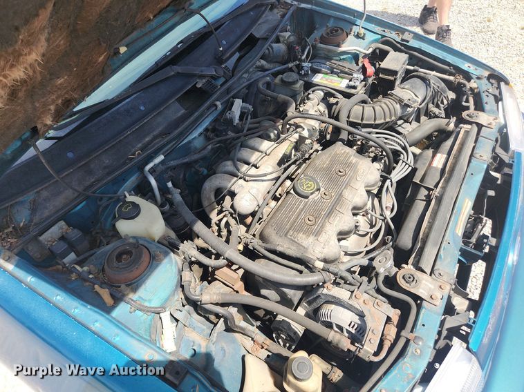 image for item LX9685 1996 Ford Escort LX