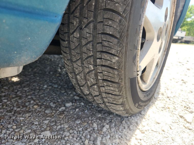 image for item LX9685 1996 Ford Escort LX