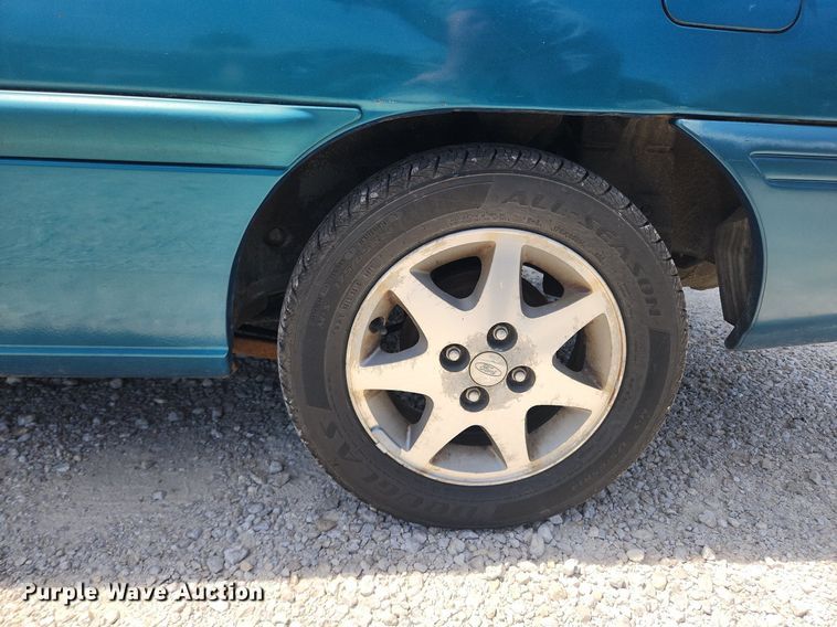 image for item LX9685 1996 Ford Escort LX