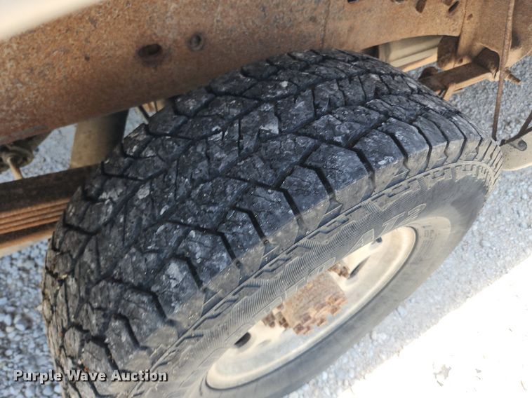 image for item LX9686 2005 Chevrolet Silverado 2500HD  Ext. Cab pickup truck