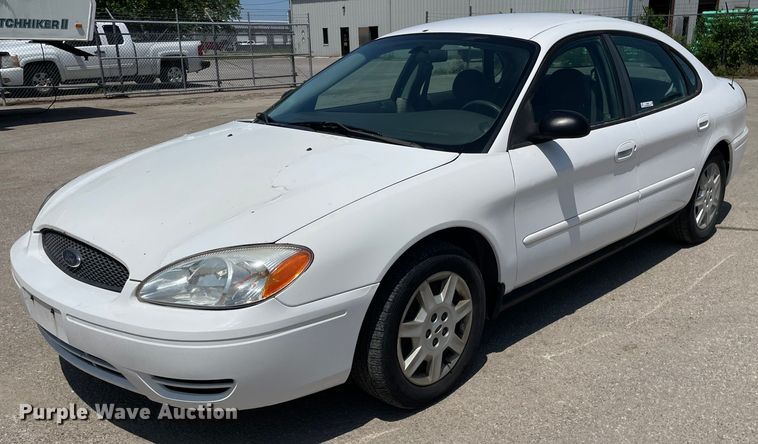 image for item LY9605 2007 Ford Taurus