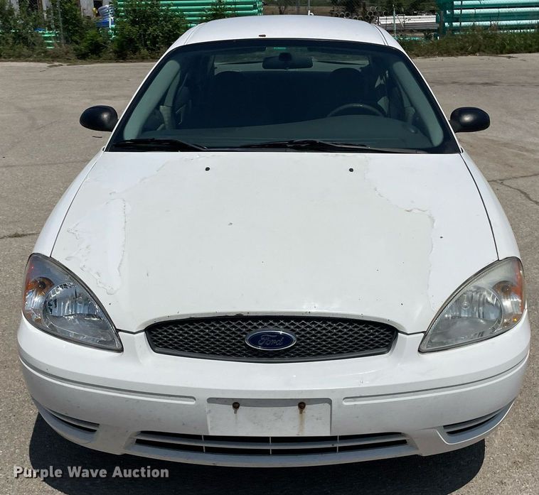 image for item LY9605 2007 Ford Taurus