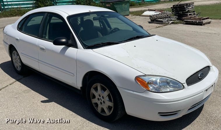 image for item LY9605 2007 Ford Taurus