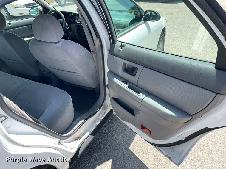 image for item LY9605 2007 Ford Taurus