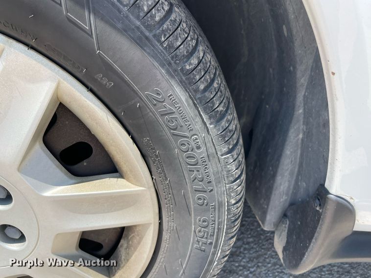 image for item LY9605 2007 Ford Taurus