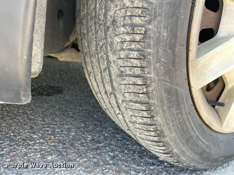 image for item LY9605 2007 Ford Taurus