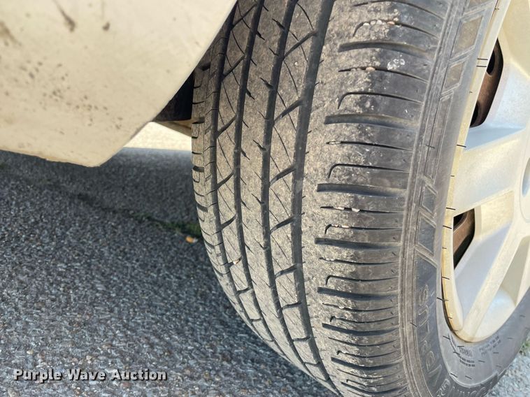 image for item LY9605 2007 Ford Taurus