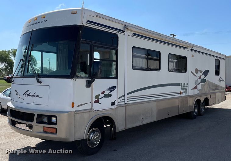 image for item LY9610 1998 Winnebago Adventurer  RV