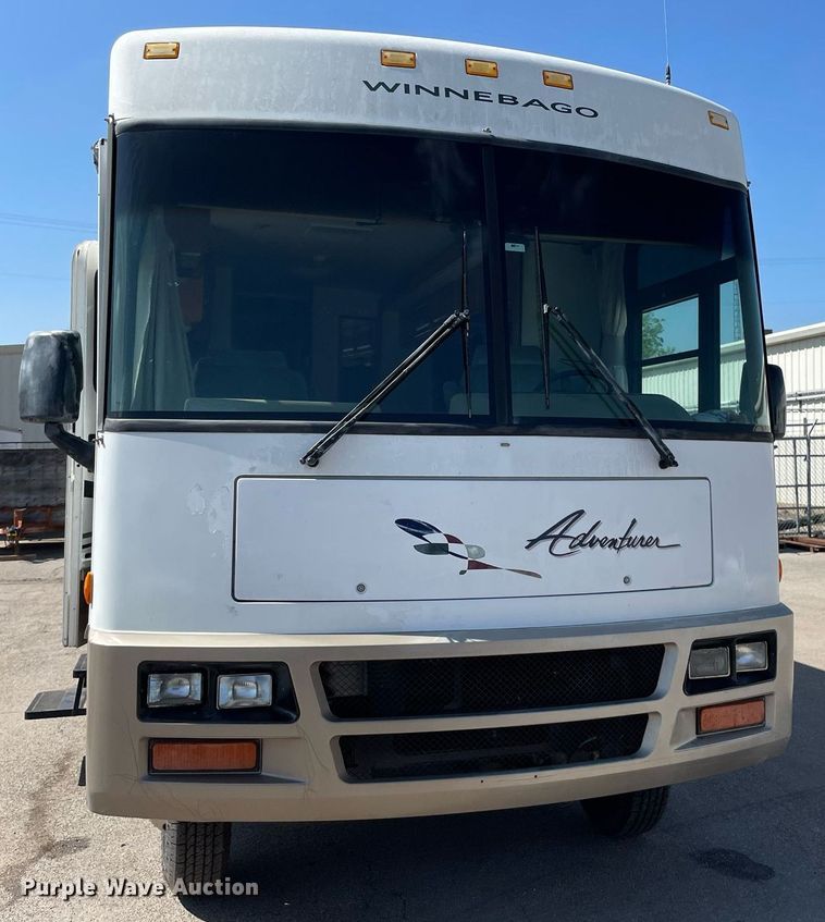 1998 Winnebago Adventurer RV in Wichita, KS Item LY9610 for sale