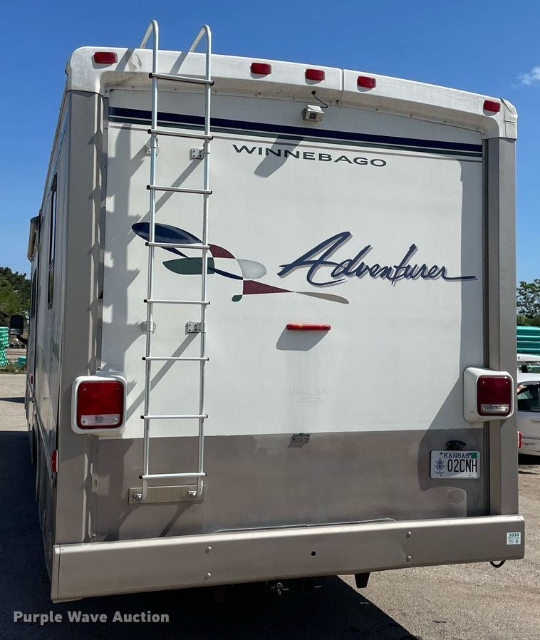 image for item LY9610 1998 Winnebago Adventurer  RV