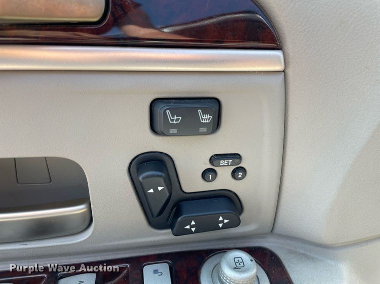 image for item LY9611 2010 Lincoln Town Car