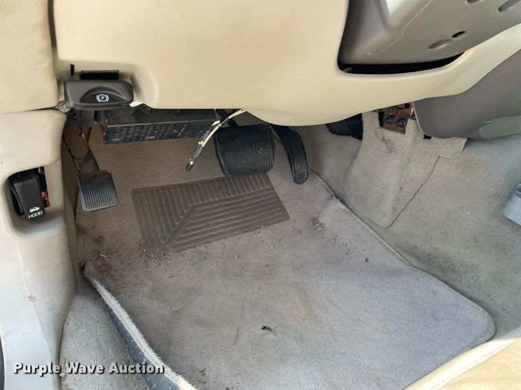 image for item LY9611 2010 Lincoln Town Car