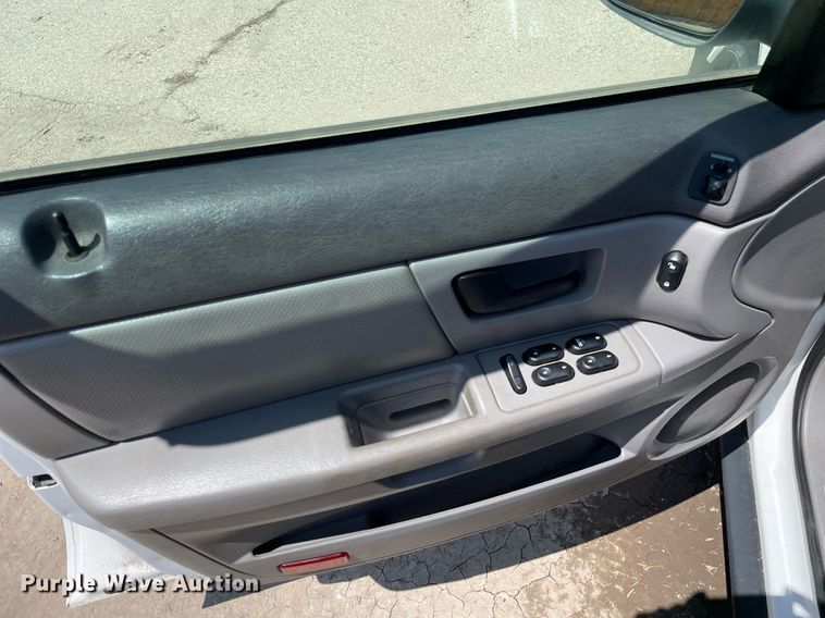 image for item LY9612 2007 Ford Taurus