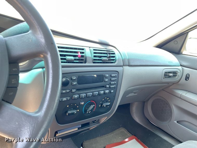 image for item LY9612 2007 Ford Taurus