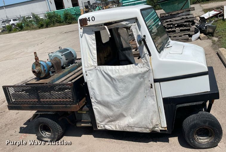 image for item LY9613 1984 Cushman 898532-8410  utility vehicle