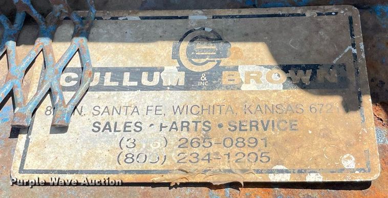 image for item LY9613 1984 Cushman 898532-8410  utility vehicle