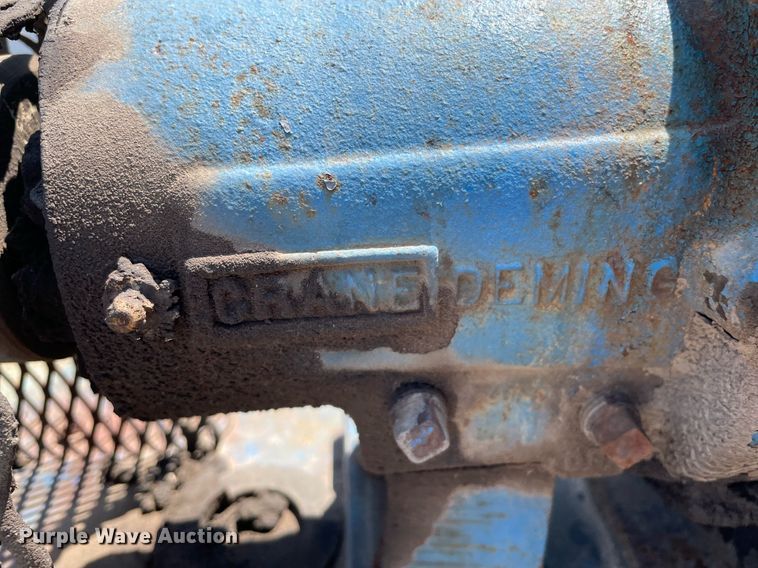 image for item LY9613 1984 Cushman 898532-8410  utility vehicle