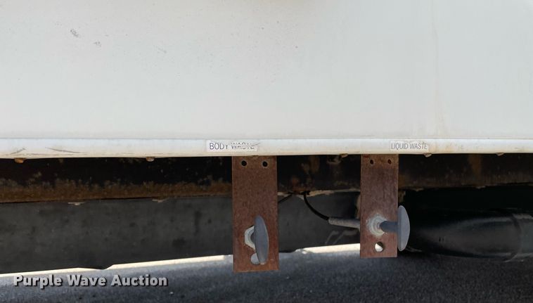 image for item LY9614 1997 Nu Wa Hitchhiker II  camper