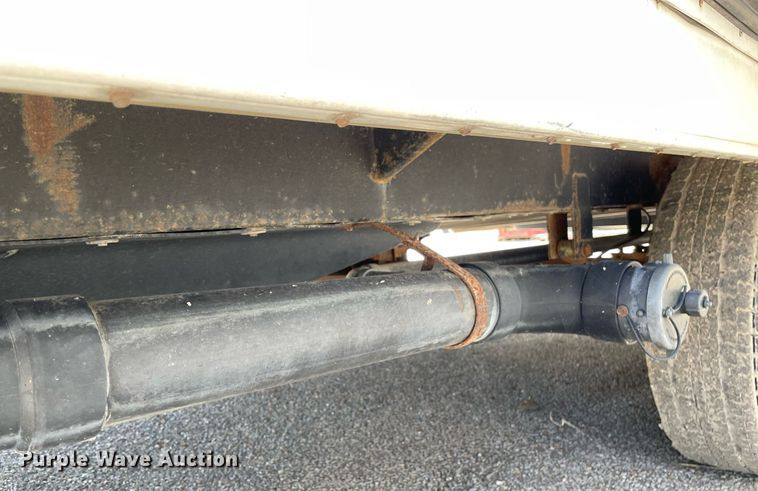 image for item LY9614 1997 Nu Wa Hitchhiker II  camper