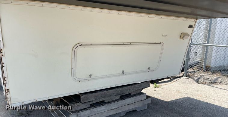 image for item LY9614 1997 Nu Wa Hitchhiker II  camper